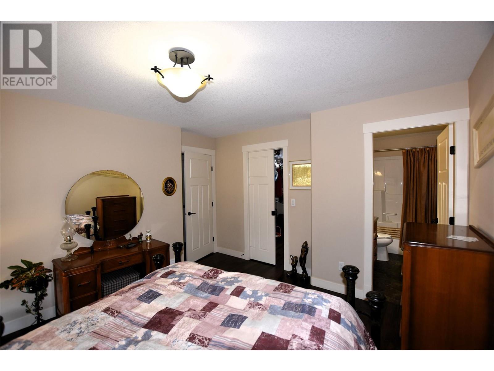 494 Kingfisher Avenue, Vernon, British Columbia  V1H 2A1 - Photo 23 - 10343837