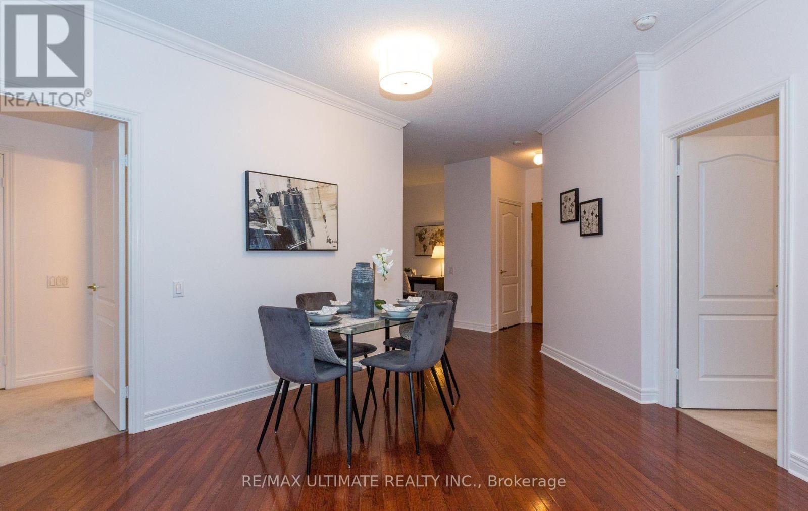 Property at 304 - 2 EDITH DRIVE image 5