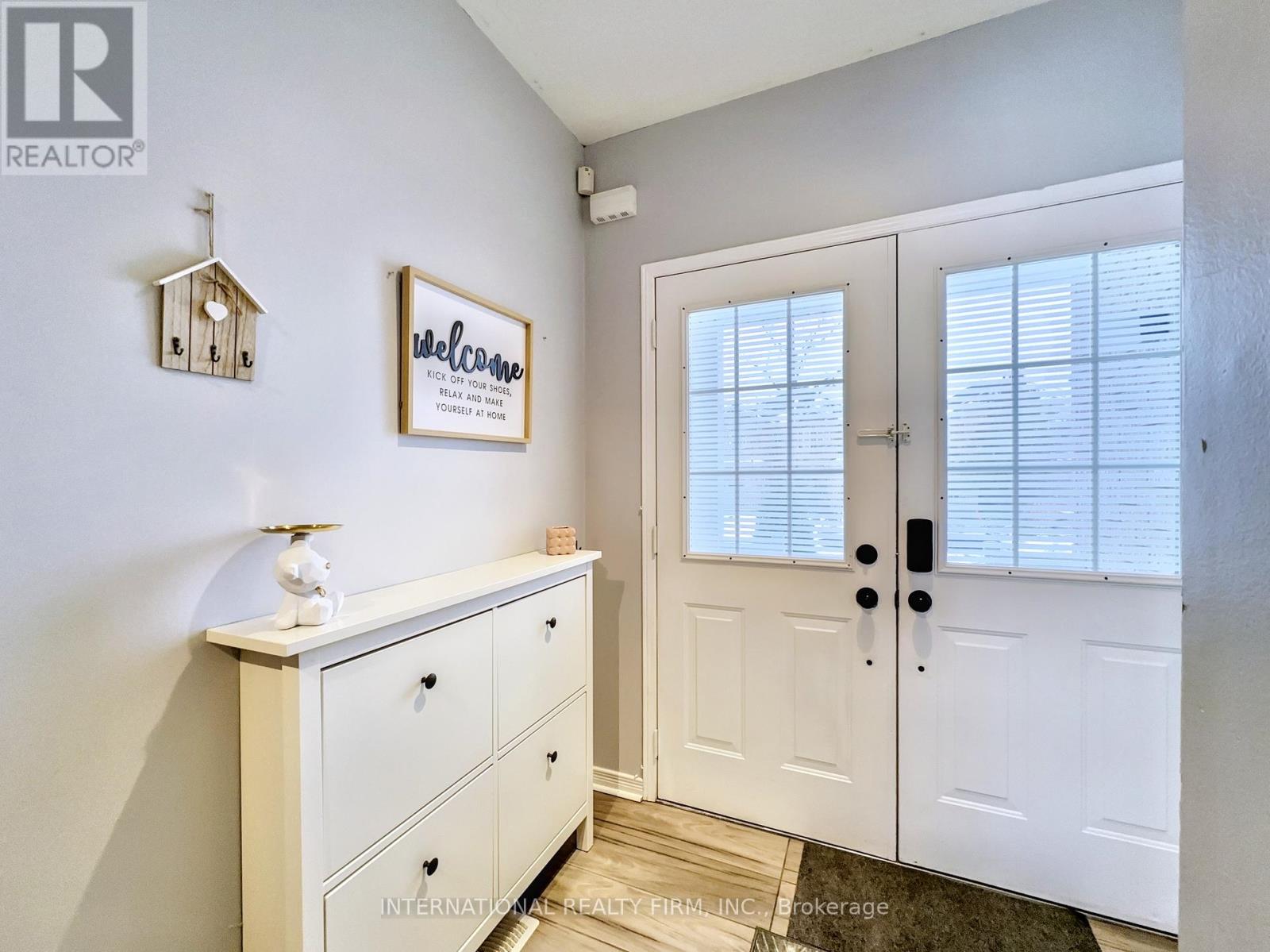 Property at 6 CASABEL DRIVE image 4