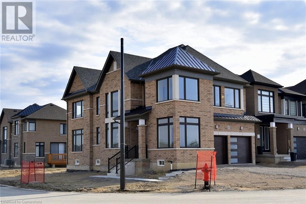 Property at 43 TESKEY Crescent image 3