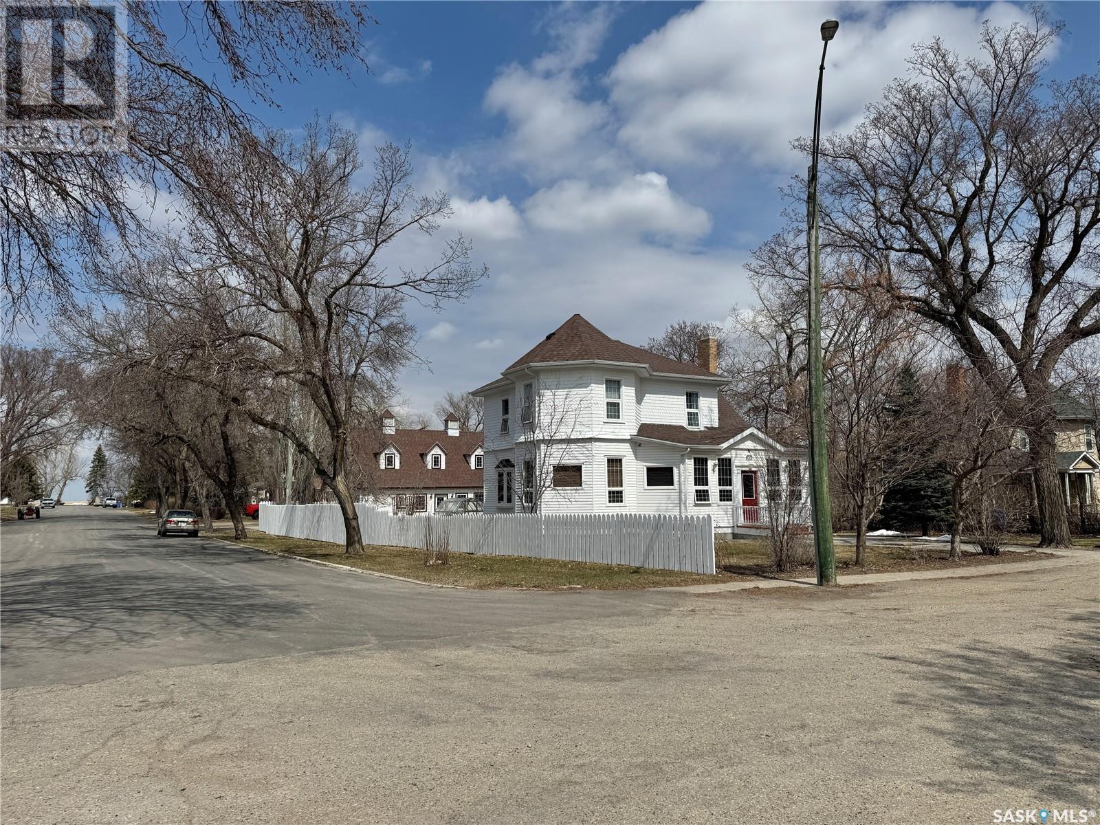200 Water Street, Wolseley, Saskatchewan  S0G 5H0 - Photo 3 - SK000194