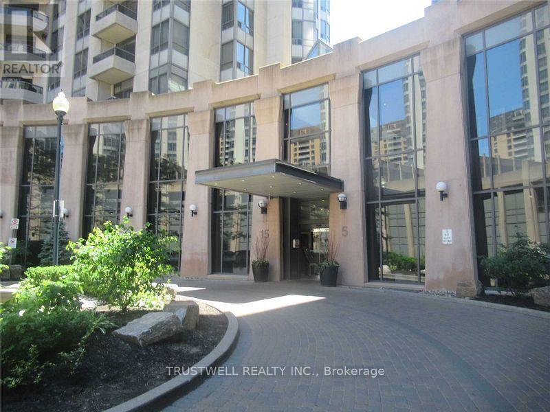 1618 - 15 Northtown Way, Toronto, Ontario  M2N 7A2 - Photo 1 - C12108484