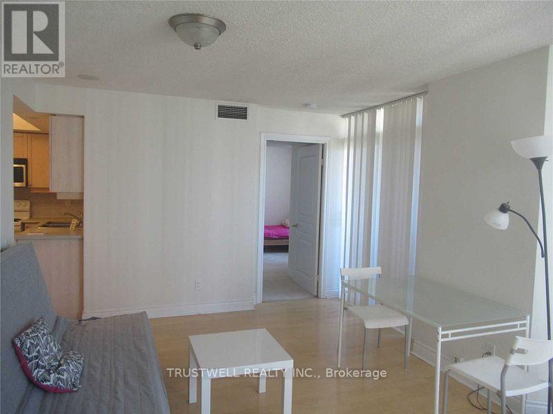 1618 - 15 Northtown Way, Toronto, Ontario  M2N 7A2 - Photo 3 - C12108484