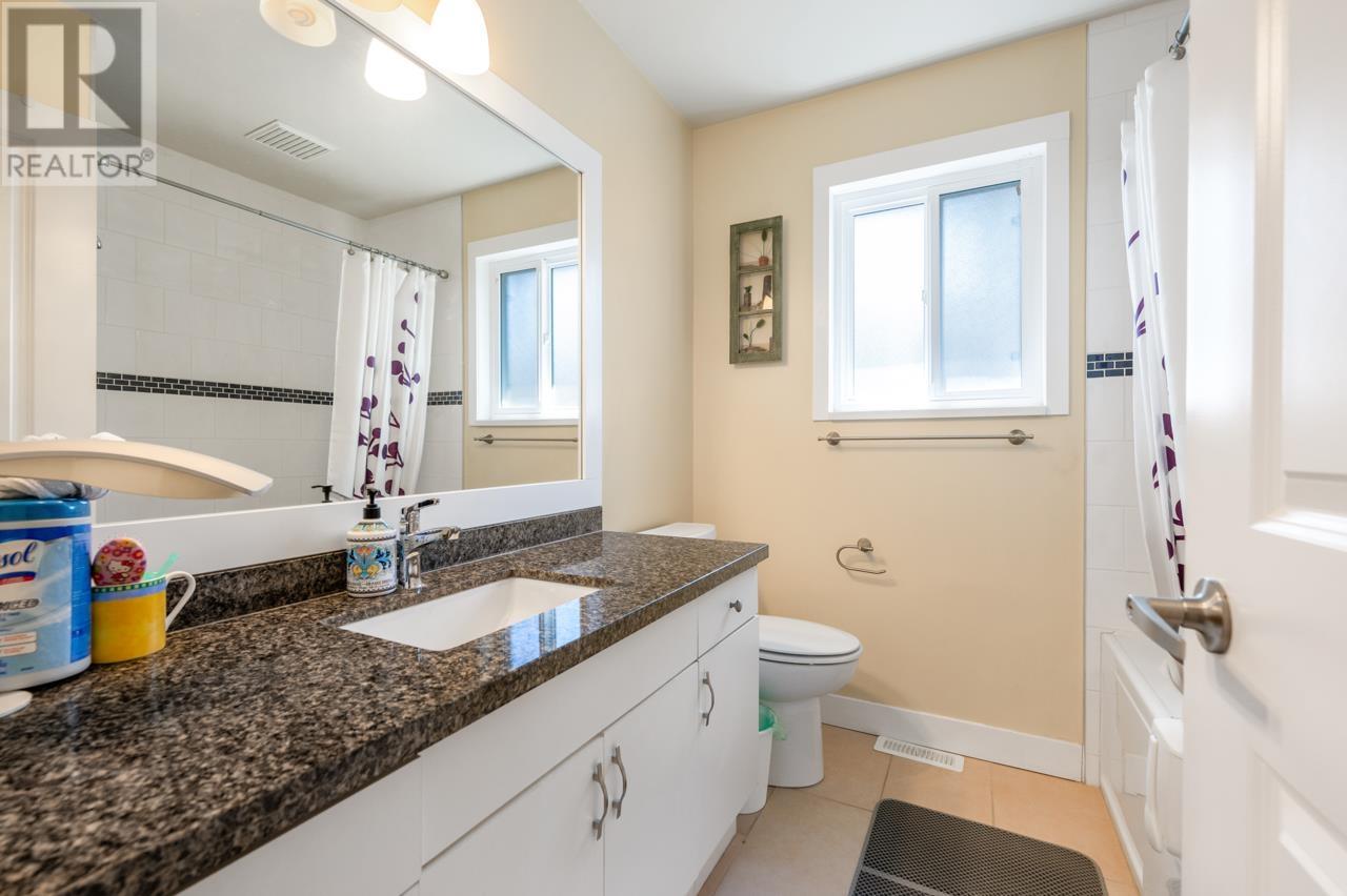 10840 Bonavista Gate, Richmond, British Columbia  V7E 4K3 - Photo 15 - R2993857