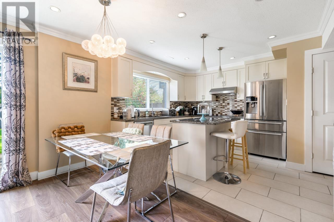 Property at 10840 BONAVISTA GATE image 5