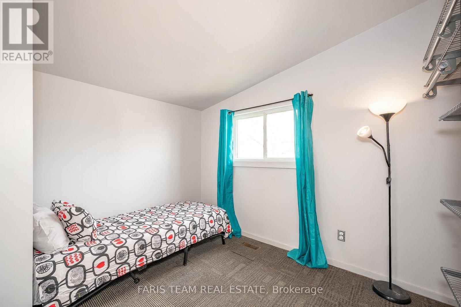 4 Schooner Lane, Tay, Ontario  L0K 2C0 - Photo 12 - S12108427