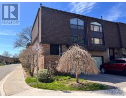 132 MAPLE BRANCH PATH, Toronto, Ontario
