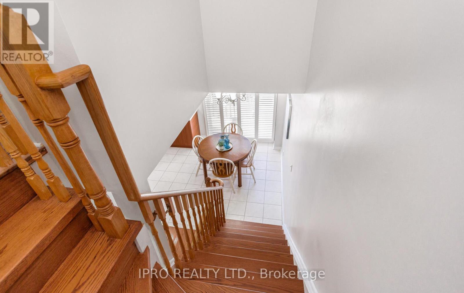 3259 Redpath Circle, Mississauga, Ontario  L5N 8R3 - Photo 13 - W12108440