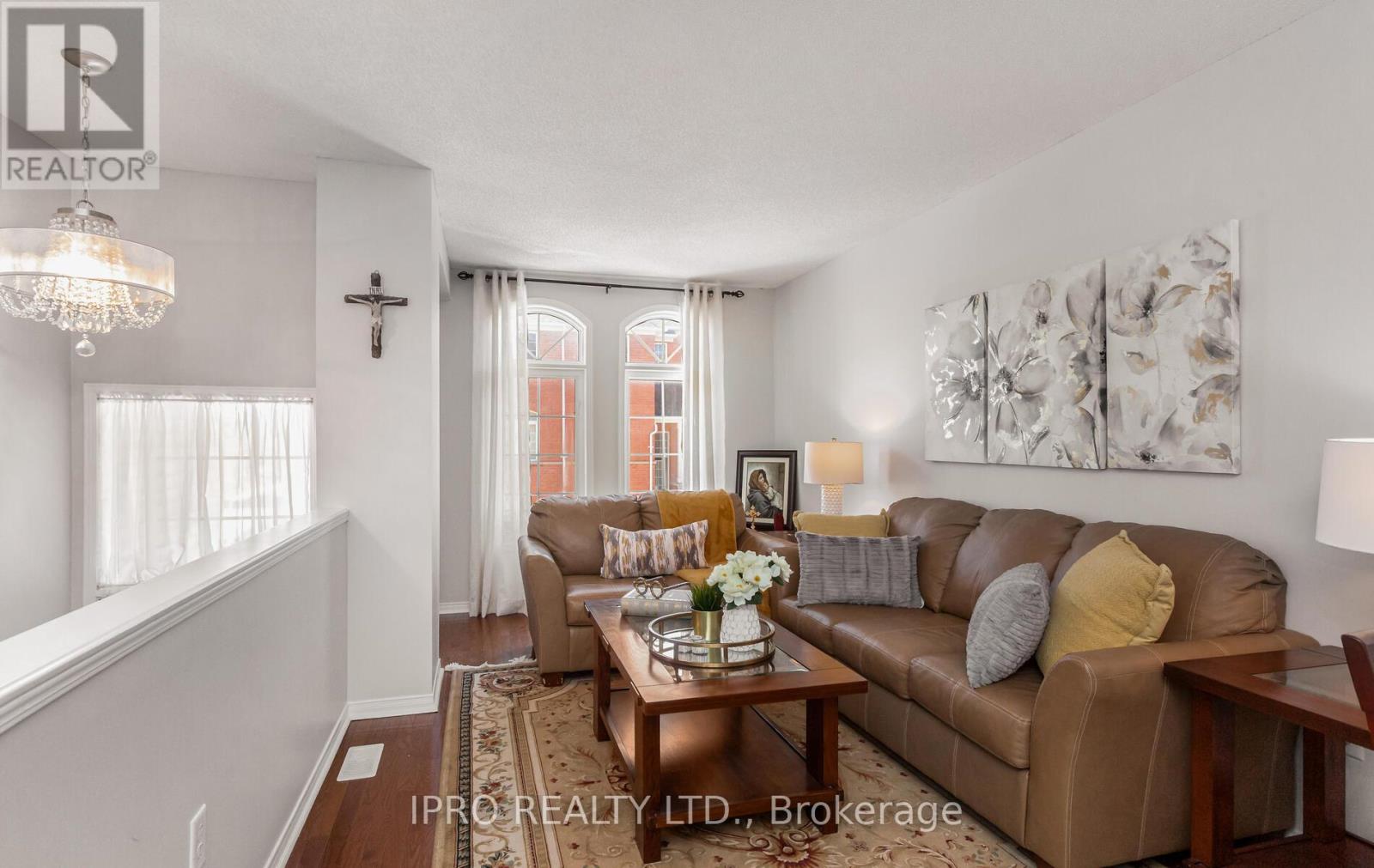 3259 Redpath Circle, Mississauga, Ontario  L5N 8R3 - Photo 17 - W12108440
