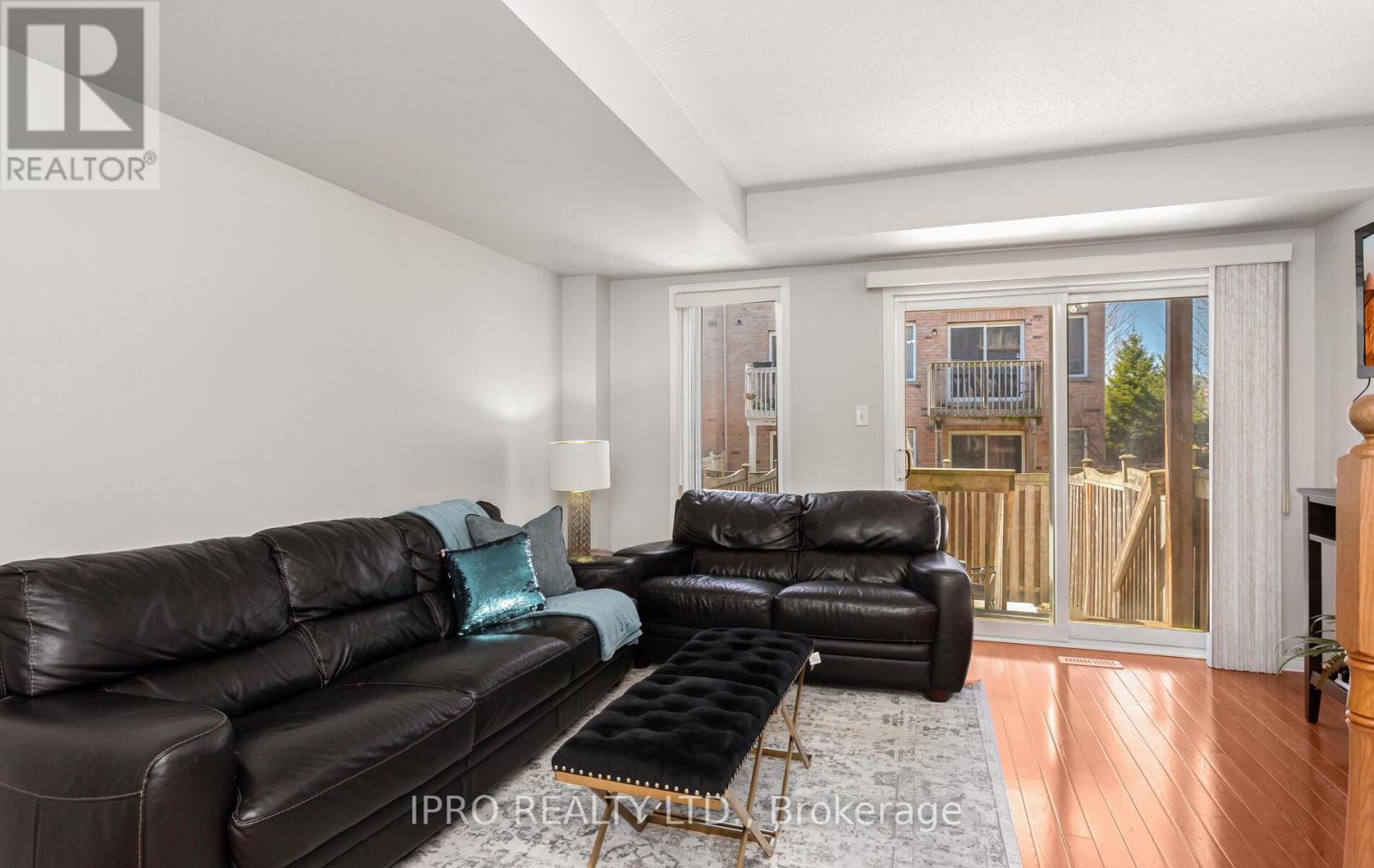 3259 Redpath Circle, Mississauga, Ontario  L5N 8R3 - Photo 32 - W12108440