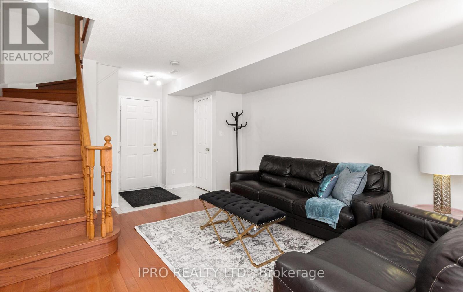 3259 Redpath Circle, Mississauga, Ontario  L5N 8R3 - Photo 34 - W12108440