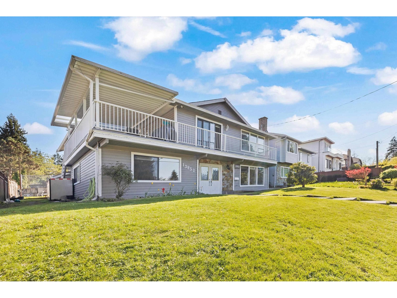 Property at 13852 80 AVENUE image 4