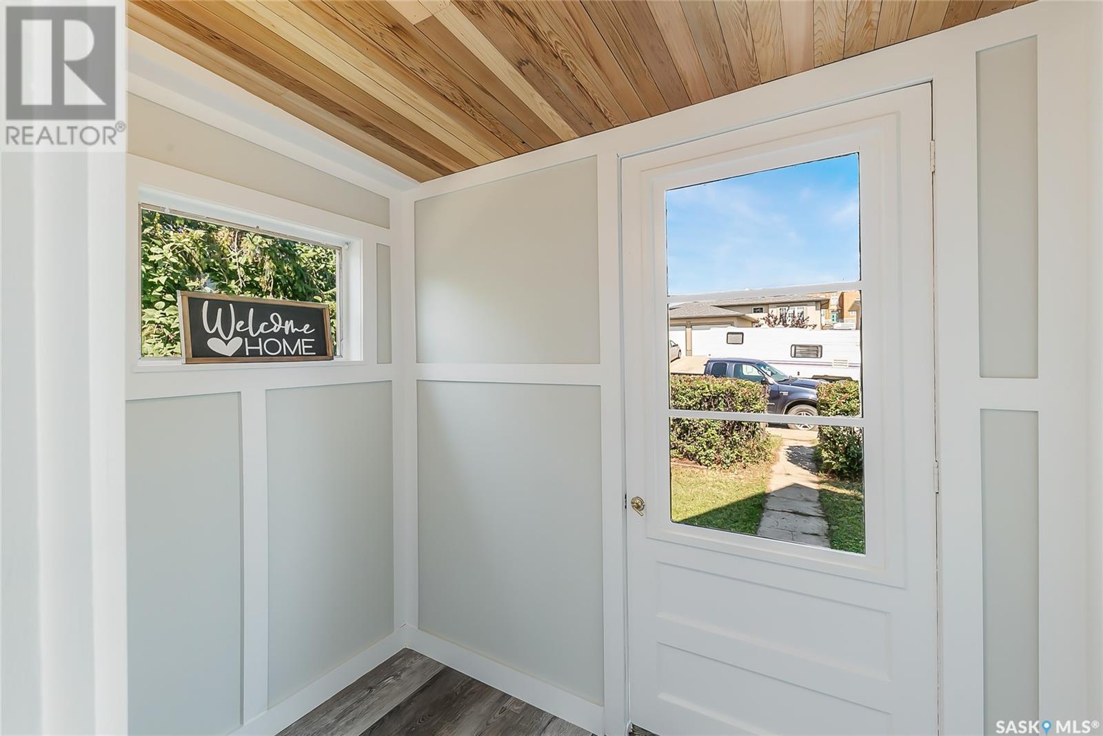 Property at 837 Athabasca STREET W image 2