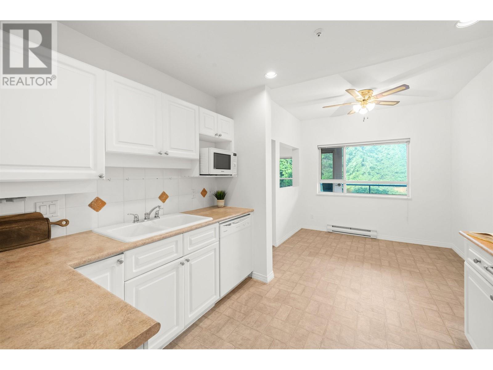 307 1281 Parkgate Avenue, North Vancouver, British Columbia  V7H 3A3 - Photo 6 - R2994981