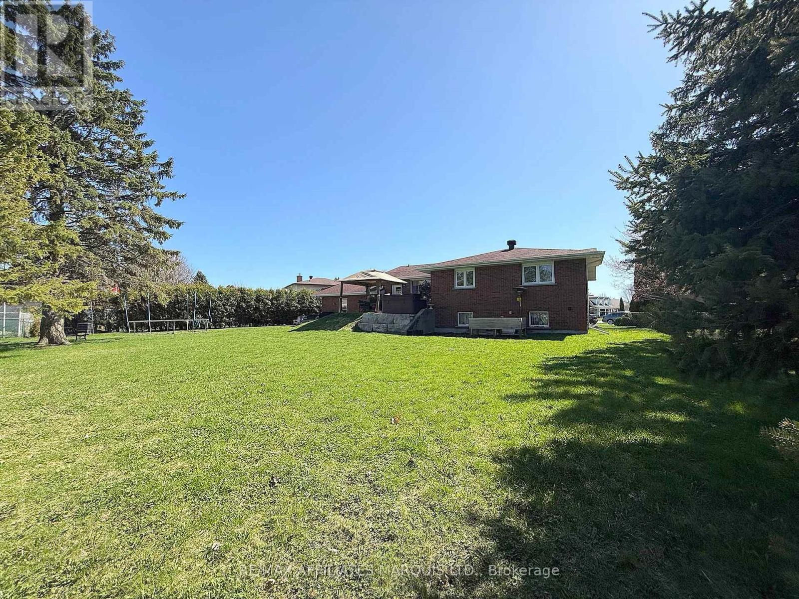 1949 Belvedere Crescent, Cornwall, Ontario  K6H 6L9 - Photo 43 - X12024133
