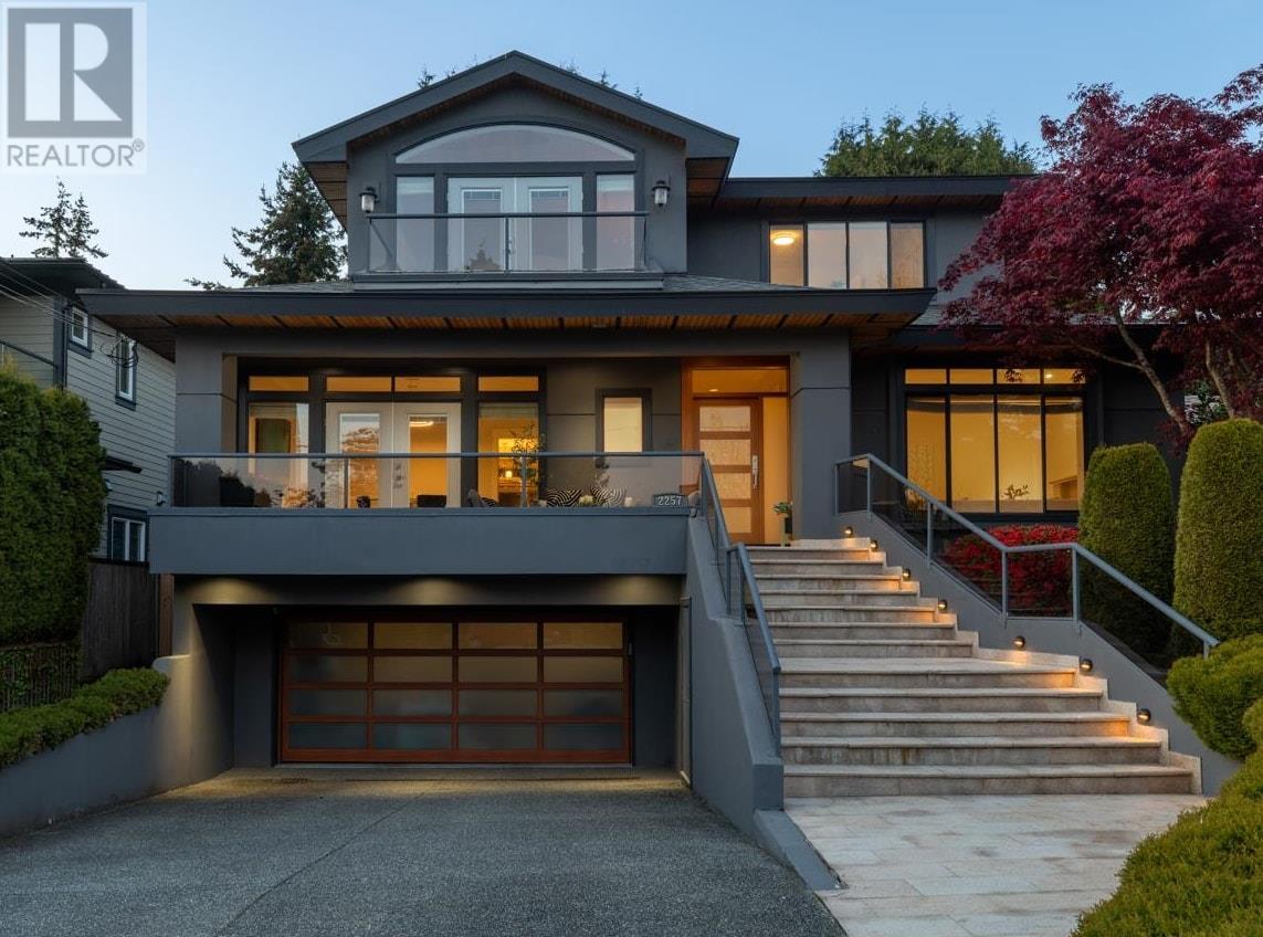 2257 Fulton Avenue, West Vancouver, British Columbia  V7V 1T7 - Photo 1 - R2995002