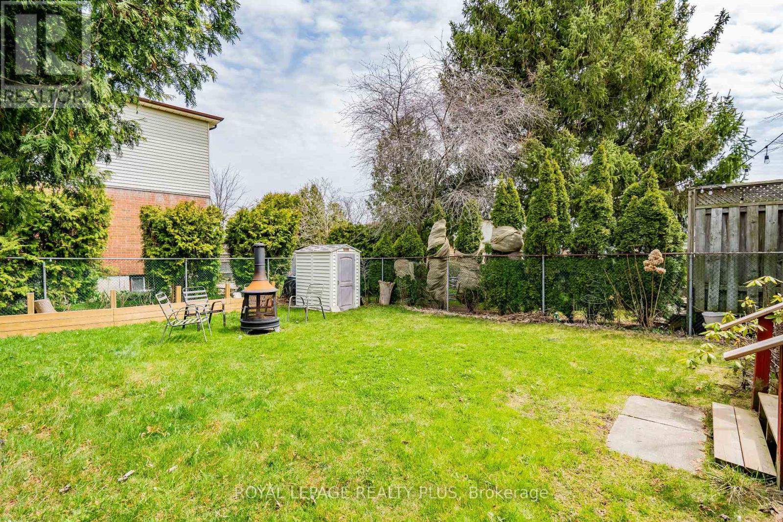 568 Fergo Avenue, Mississauga (Cooksville), Ontario  L5B 2J3 - Photo 44 - W12100053