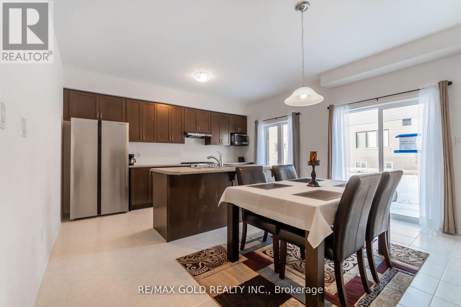 101 Hitchman Street E, Brant, Ontario  N3L 3E3 - Photo 9 - X12091613