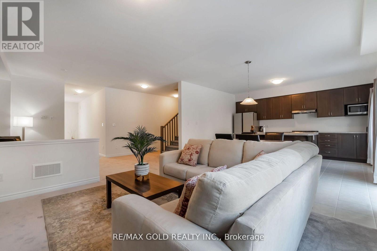 101 Hitchman Street E, Brant, Ontario  N3L 3E3 - Photo 8 - X12091613