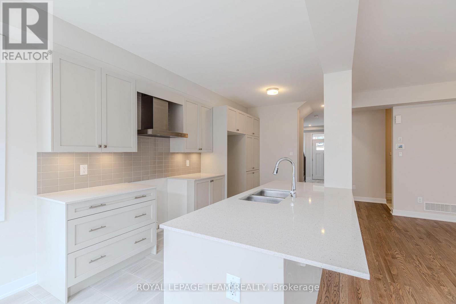 2055 Postilion Street, Ottawa, Ontario  K0A 2Z0 - Photo 24 - X12108623