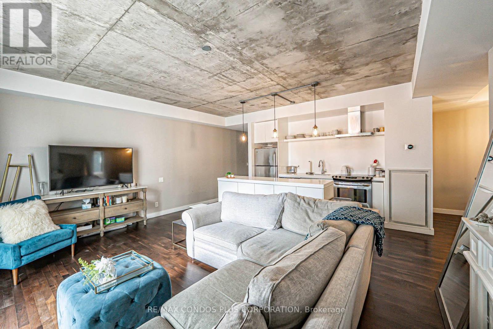 424 - 75 Portland Street, Toronto, Ontario  M5V 2M9 - Photo 3 - C12108627