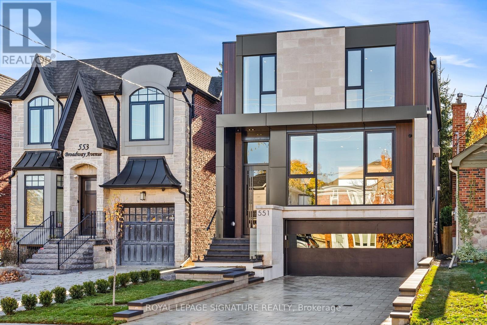 551 Broadway Avenue, Toronto, Ontario  M4G 2S2 - Photo 1 - C12108652