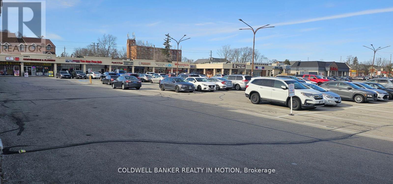 6 - 128 QUEEN STREET S, Mississauga, Ontario
