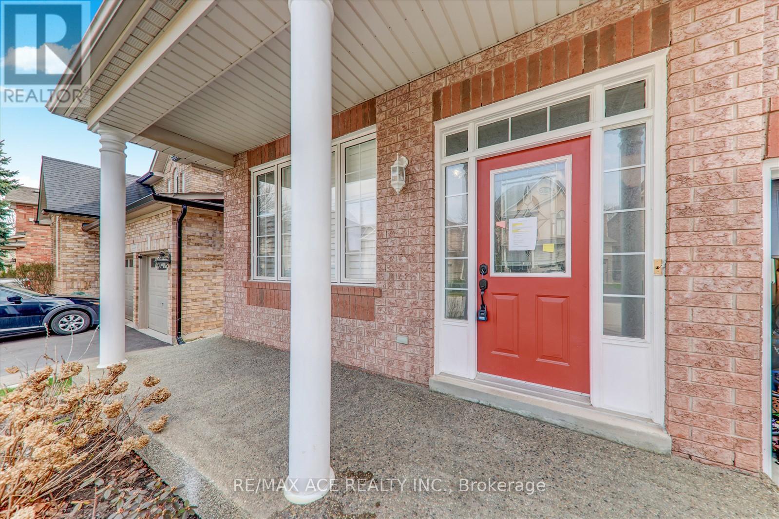 Property at 2128 BLACKFOREST CRESCENT image 5