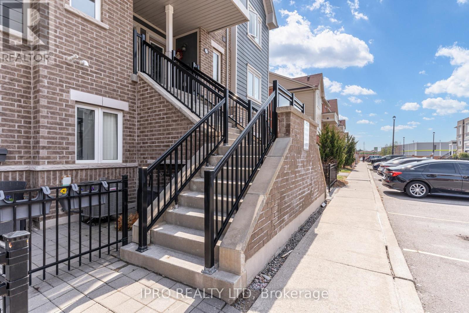 Property at 256 - 250 SUNNY MEADOWS BOULEVARD image 4