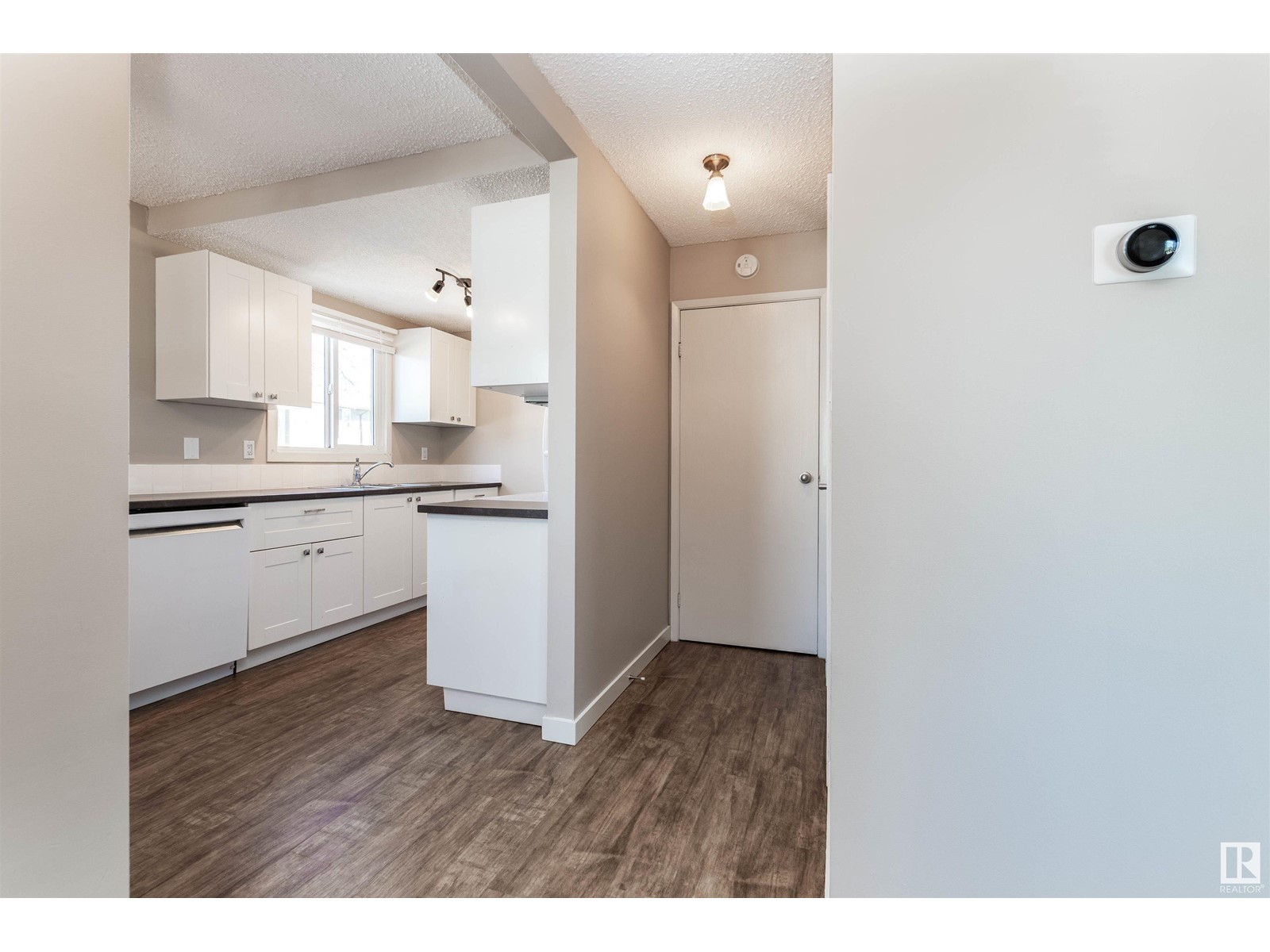 Property at 11 WILLOWDALE PL NW image 5