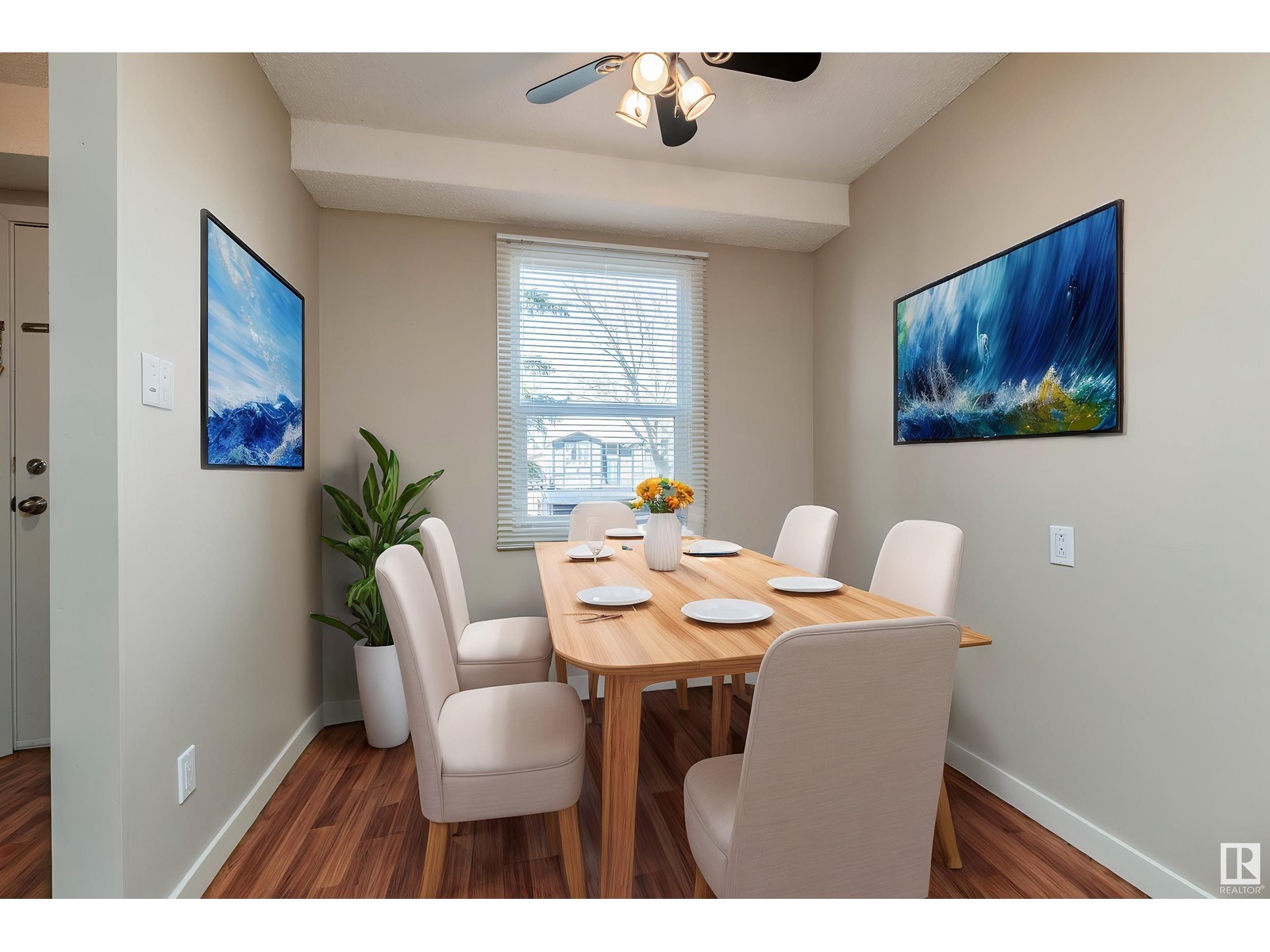 Property at 11 WILLOWDALE PL NW image 2
