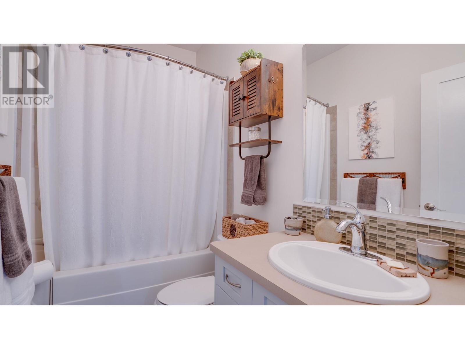 Property at 7193 Apex Drive image 4