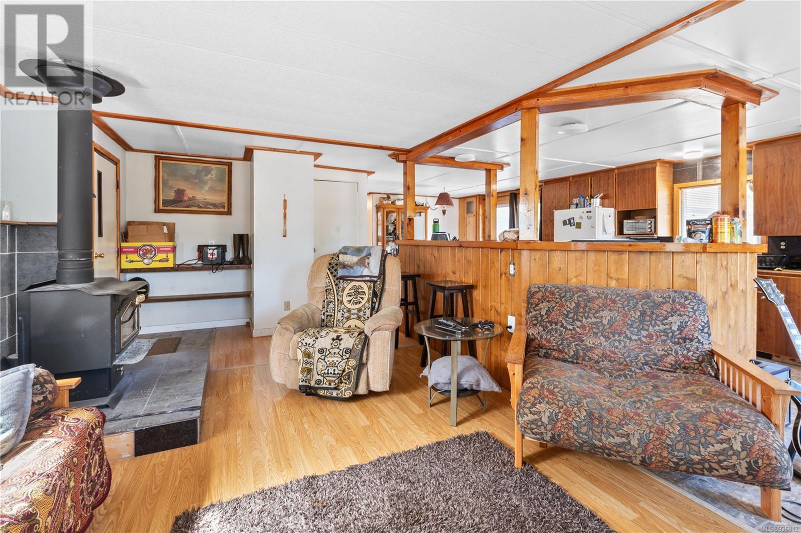 288 Albion Cres, Ucluelet, British Columbia  V0R 3A0 - Photo 4 - 996812