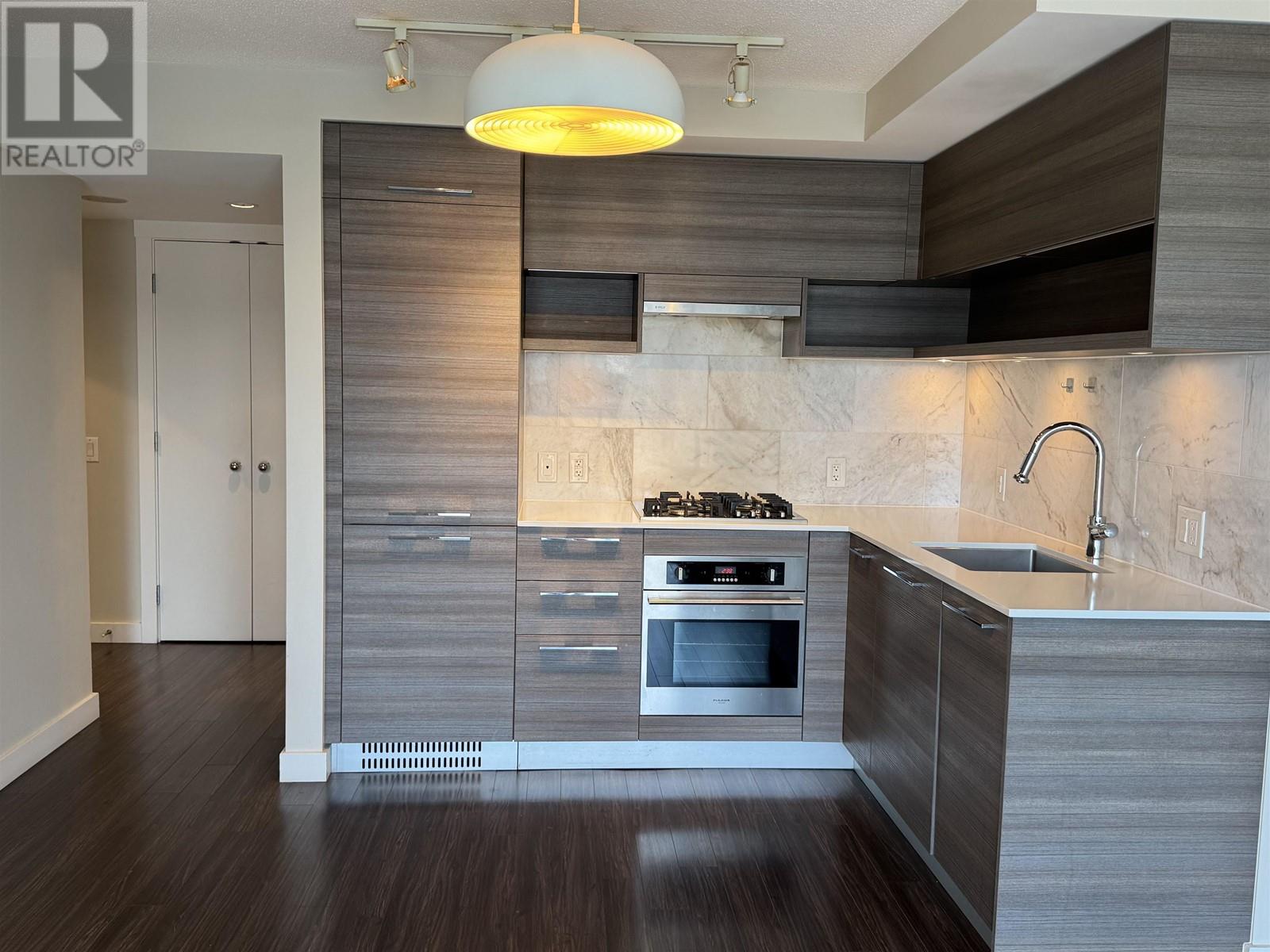 601 570 Emerson Street, Coquitlam, British Columbia  V3J 0G3 - Photo 14 - R2994815