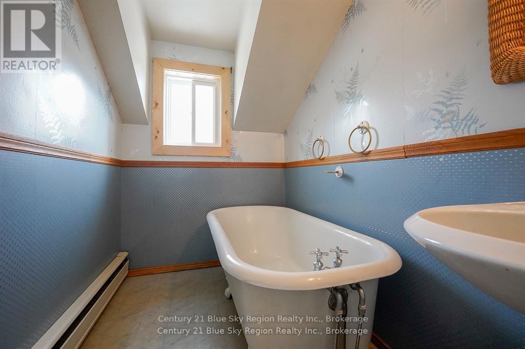 22 Dubeau Street, West Nipissing, Ontario  P0H 2M0 - Photo 26 - X12095108
