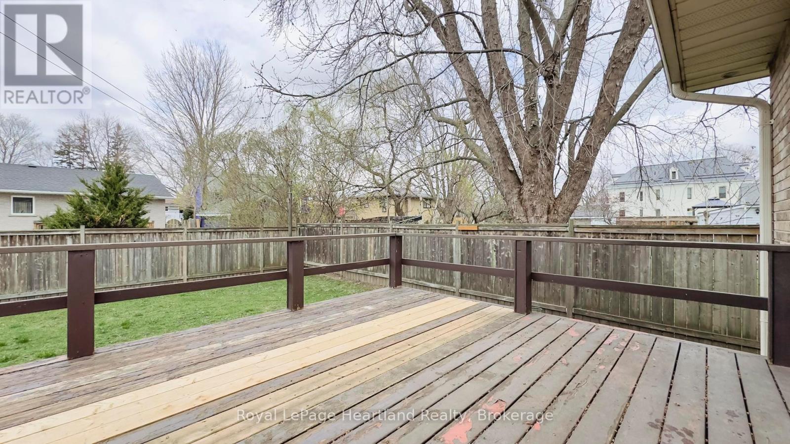 91 Anglesea Street, Goderich, Ontario  N7A 1V2 - Photo 32 - X12108690