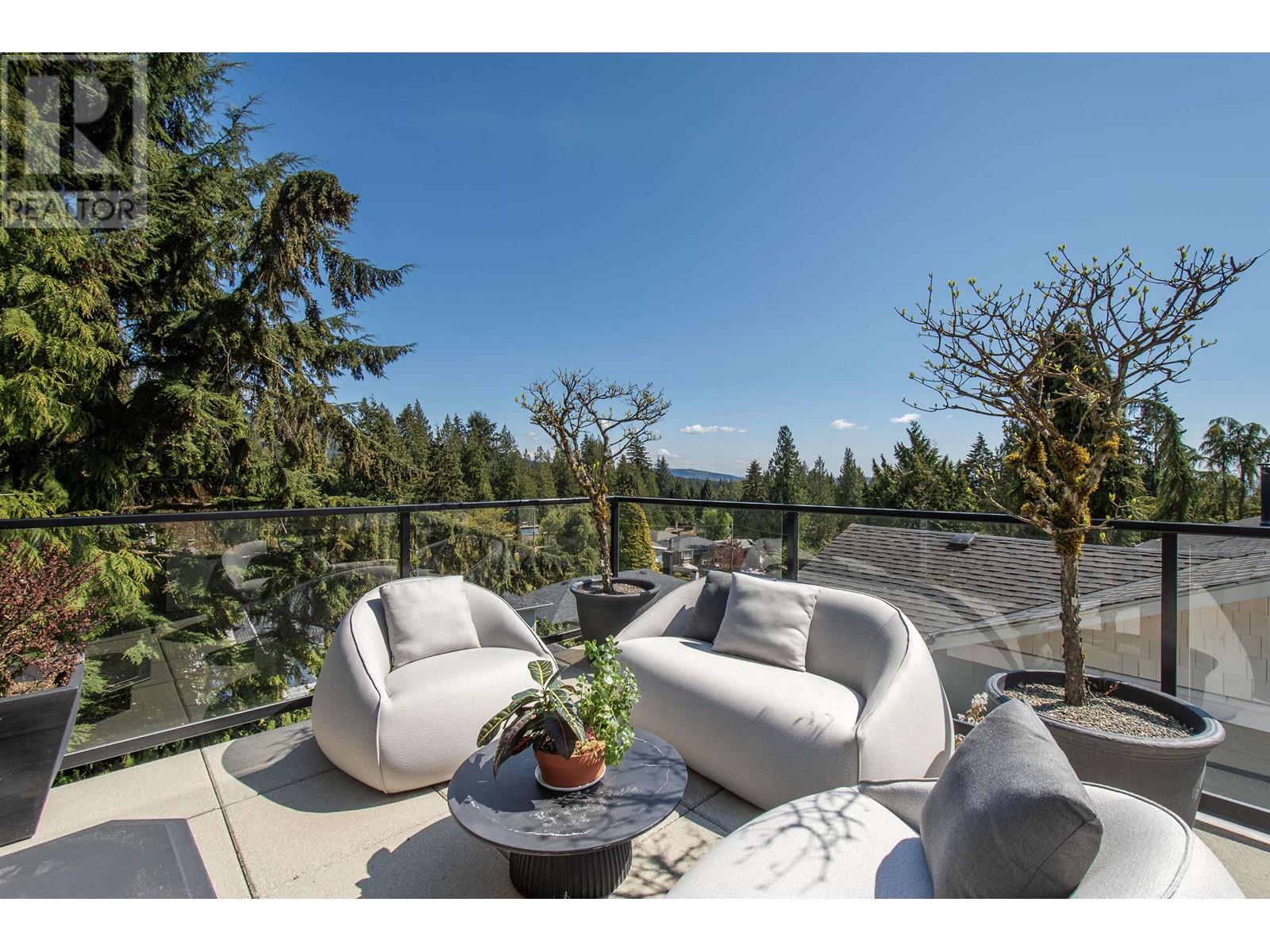 4598 Meadowbank Close, North Vancouver, British Columbia  V7K 2L2 - Photo 11 - R2994787