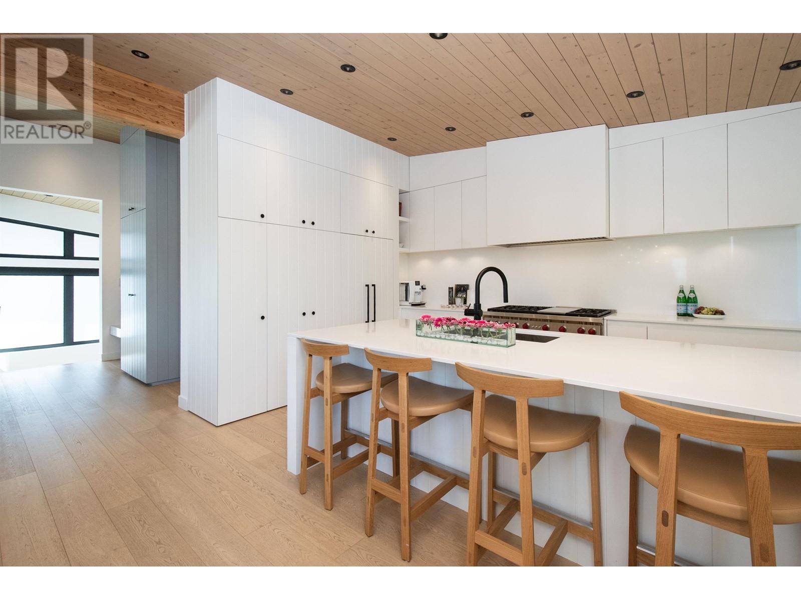 4598 Meadowbank Close, North Vancouver, British Columbia  V7K 2L2 - Photo 7 - R2994787