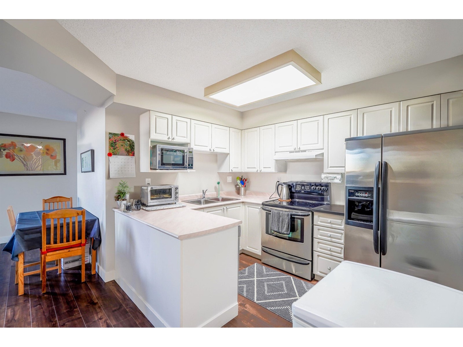 1106 13880 101 Avenue, Surrey, British Columbia  V3T 5T1 - Photo 1 - R2991339