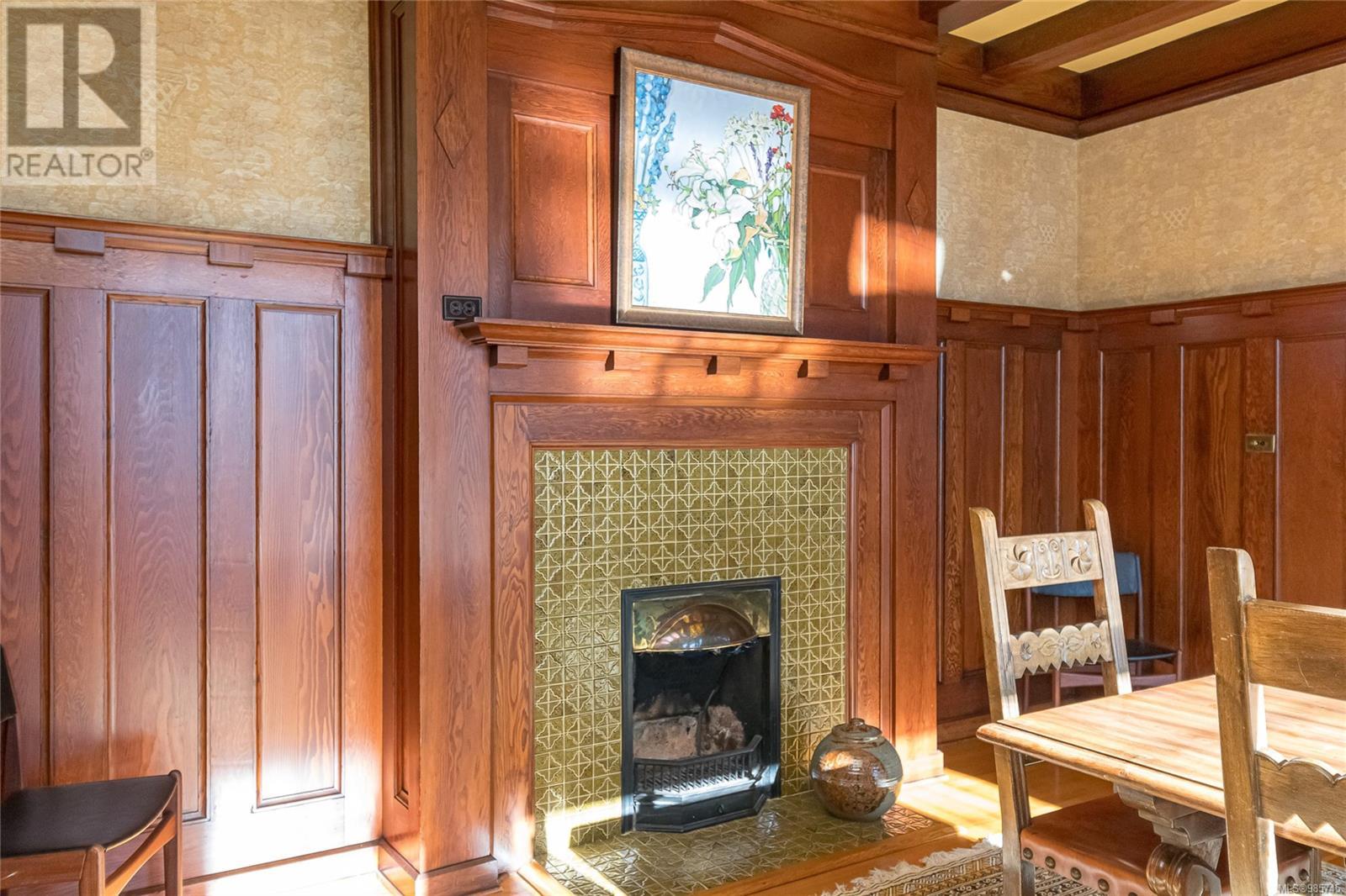 Property at 1393 Rockland Ave image 5