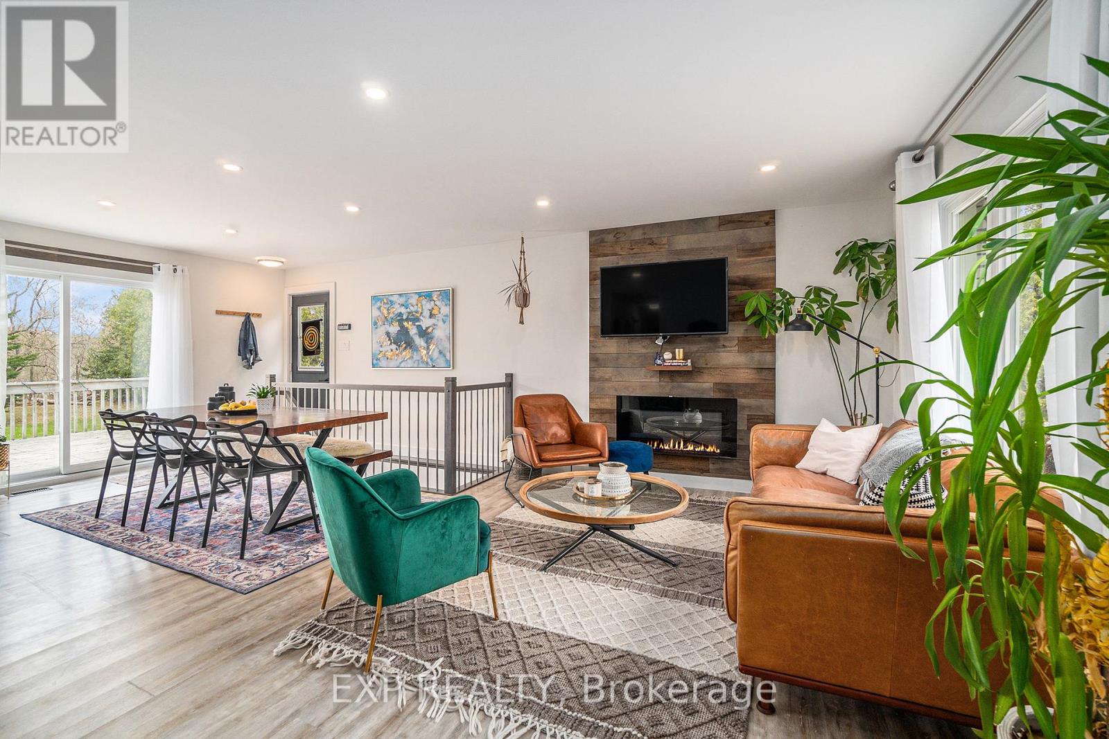 2462 Dunning Road, Ottawa, Ontario  K0A 3E0 - Photo 4 - X12108732