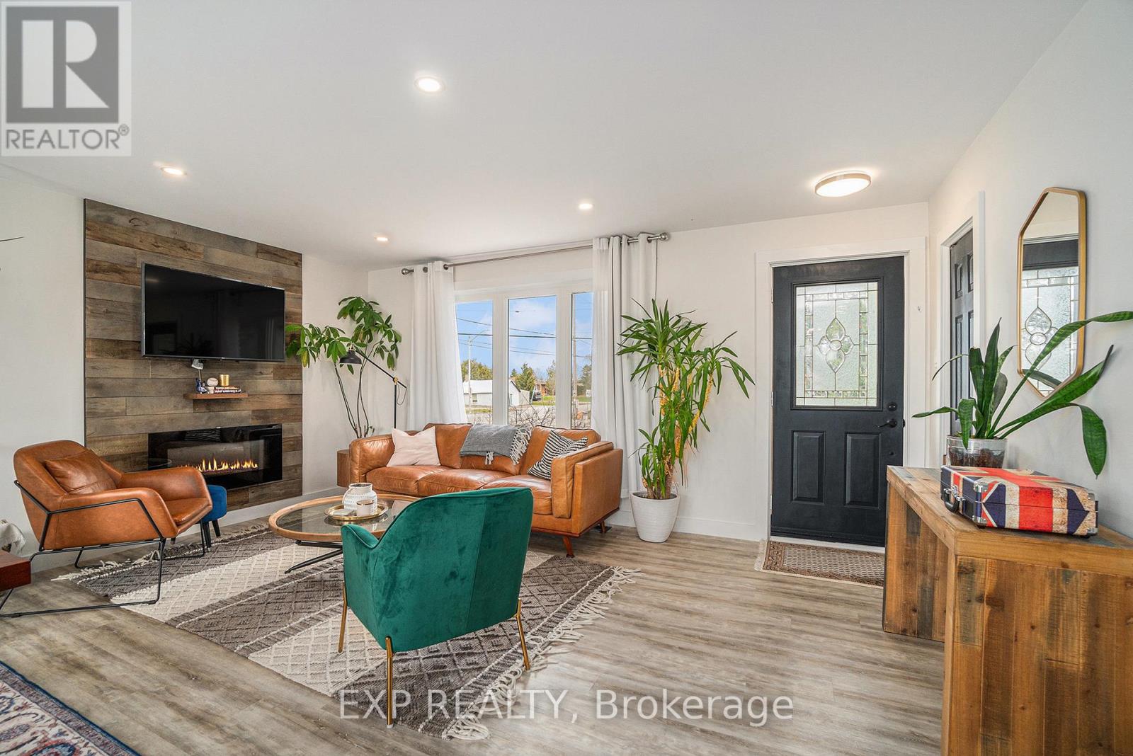 2462 Dunning Road, Ottawa, Ontario  K0A 3E0 - Photo 7 - X12108732