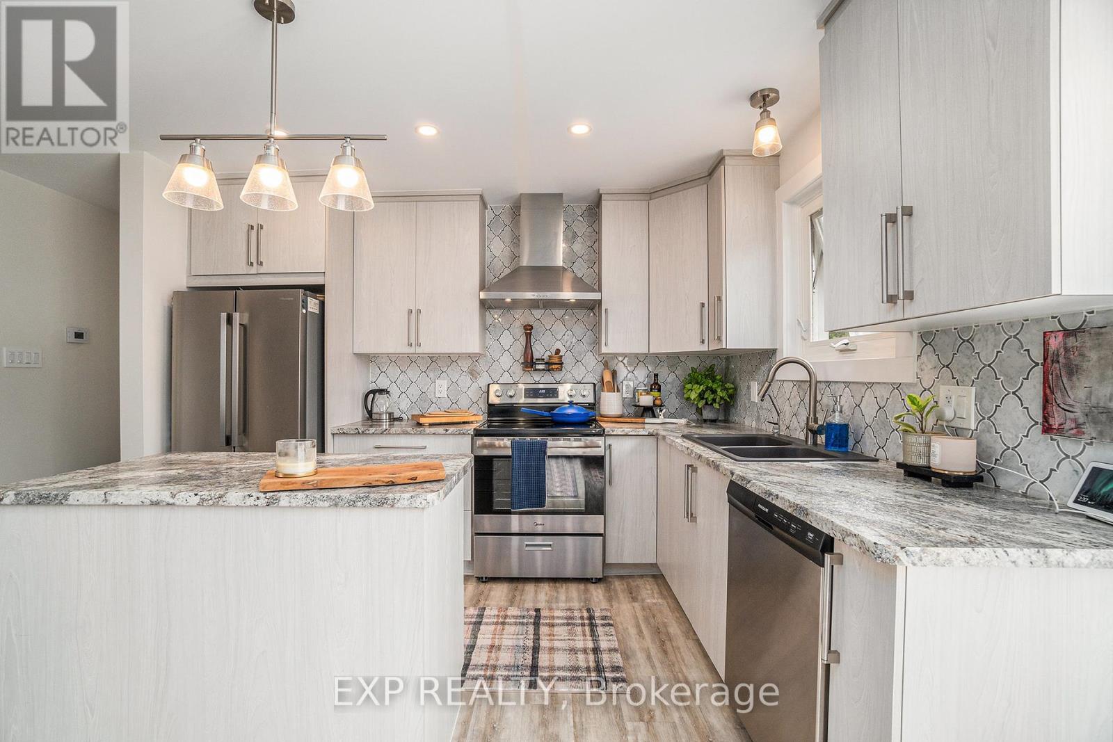 2462 Dunning Road, Ottawa, Ontario  K0A 3E0 - Photo 9 - X12108732