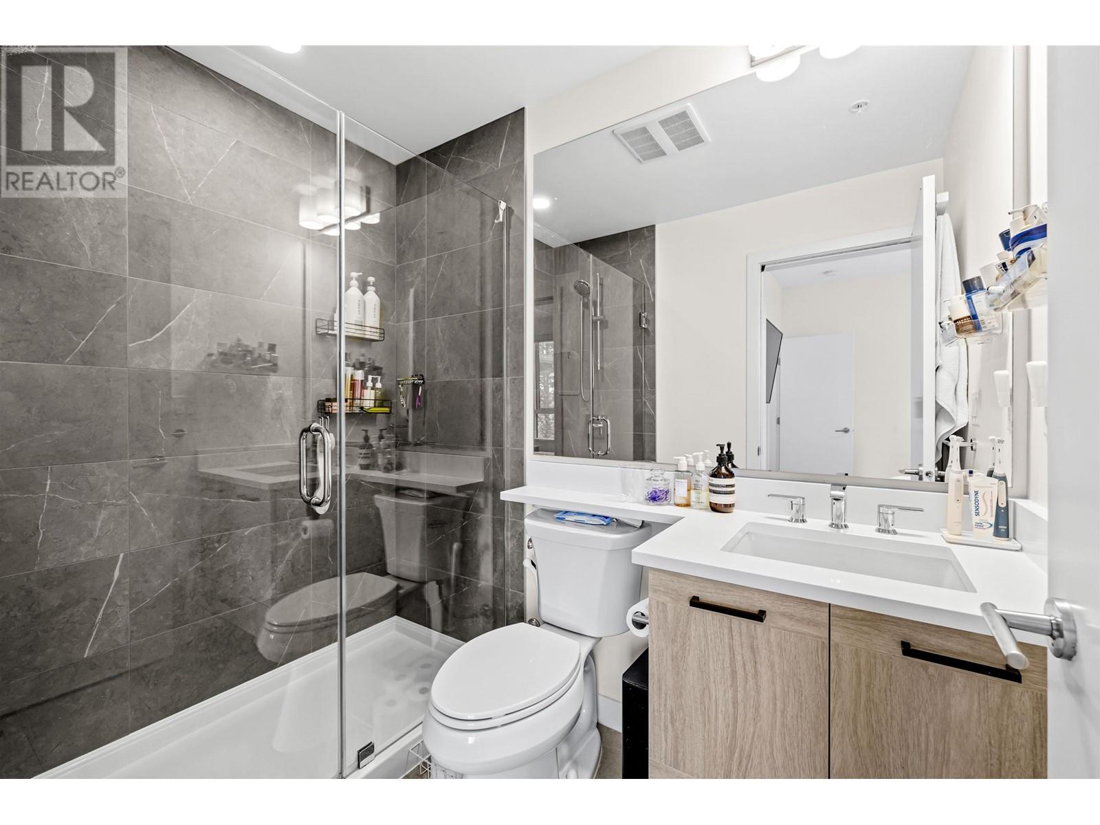501 7579 16th Street, Burnaby, British Columbia  V3N 0H7 - Photo 32 - R2994963