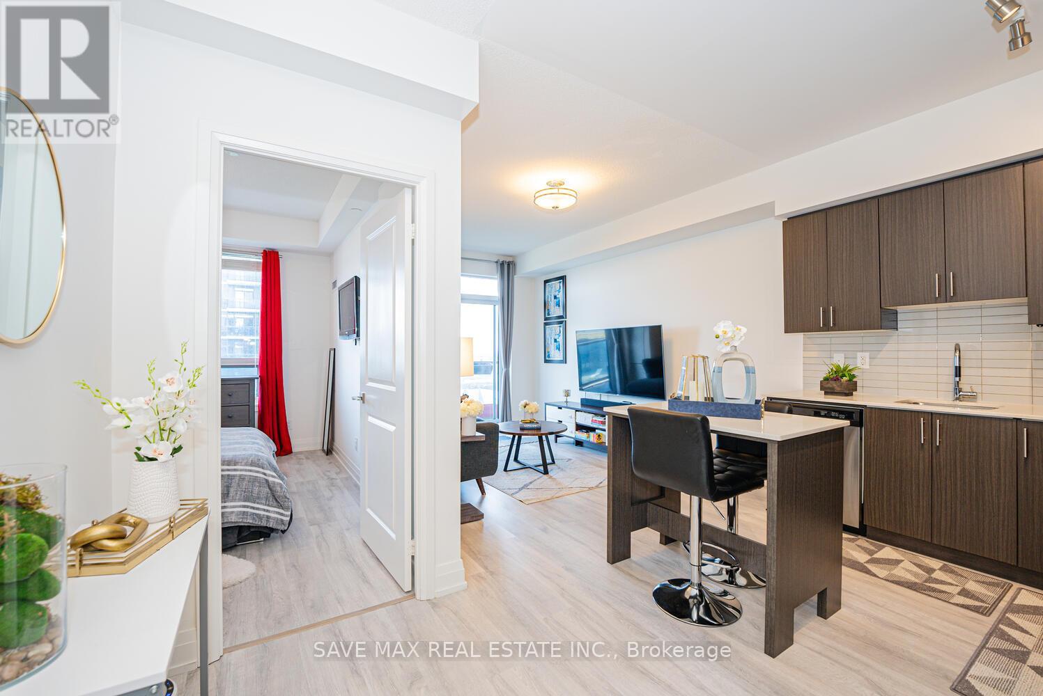 507 - 3600 Highway 7 Road, Vaughan, Ontario  L4L 0G7 - Photo 13 - N12108675