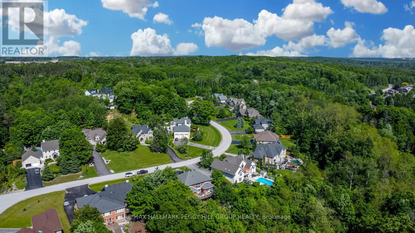 Property at 16 BRIDLE TRAIL image 3