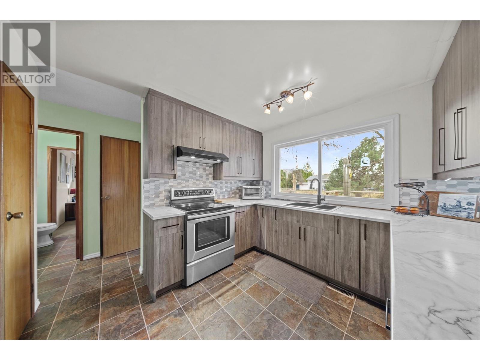 Property at 353 Reighmount Drive image 5