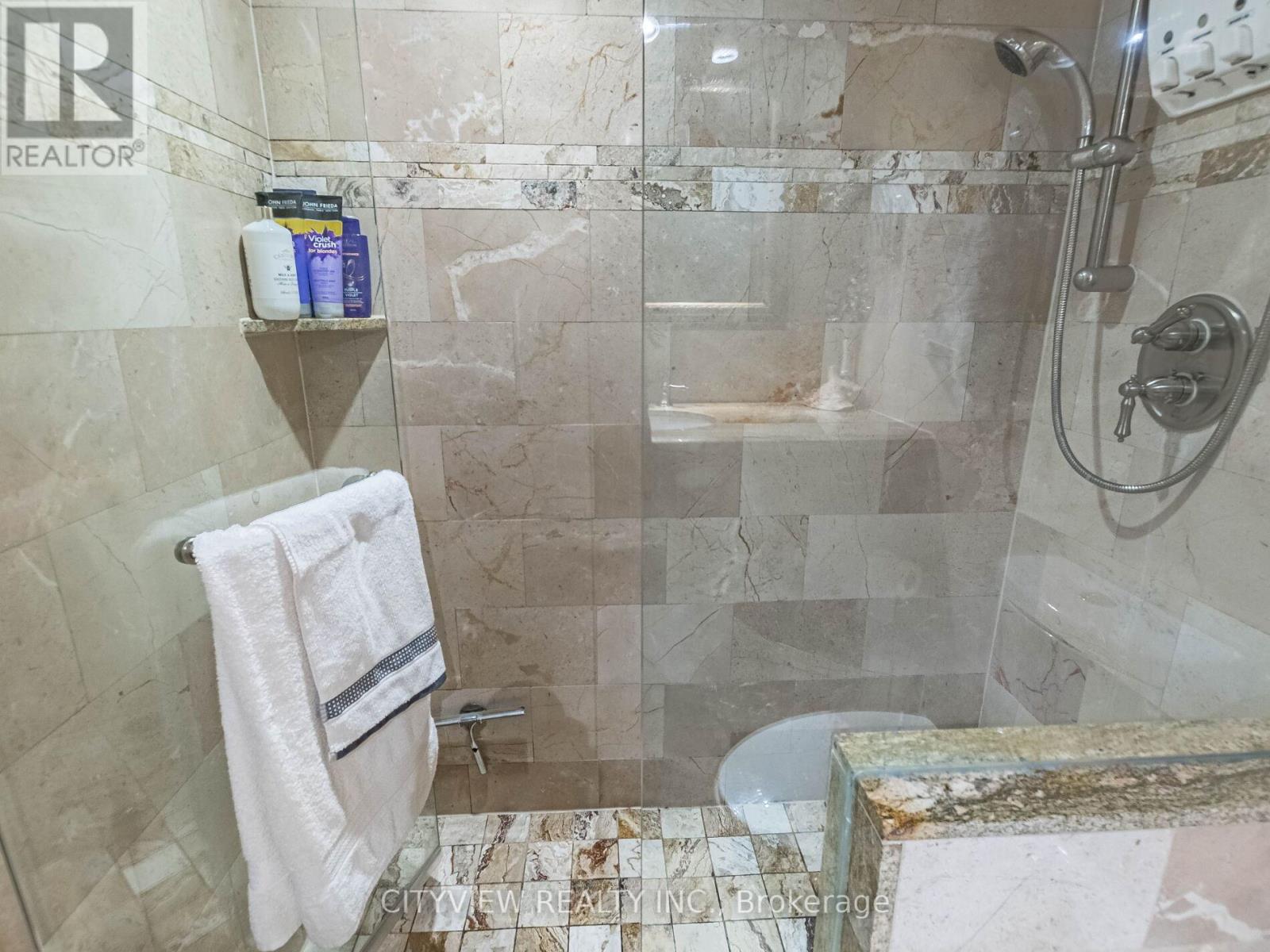 212 - 3700 Kaneff Crescent, Mississauga, Ontario  L5A 4B8 - Photo 24 - W12108660
