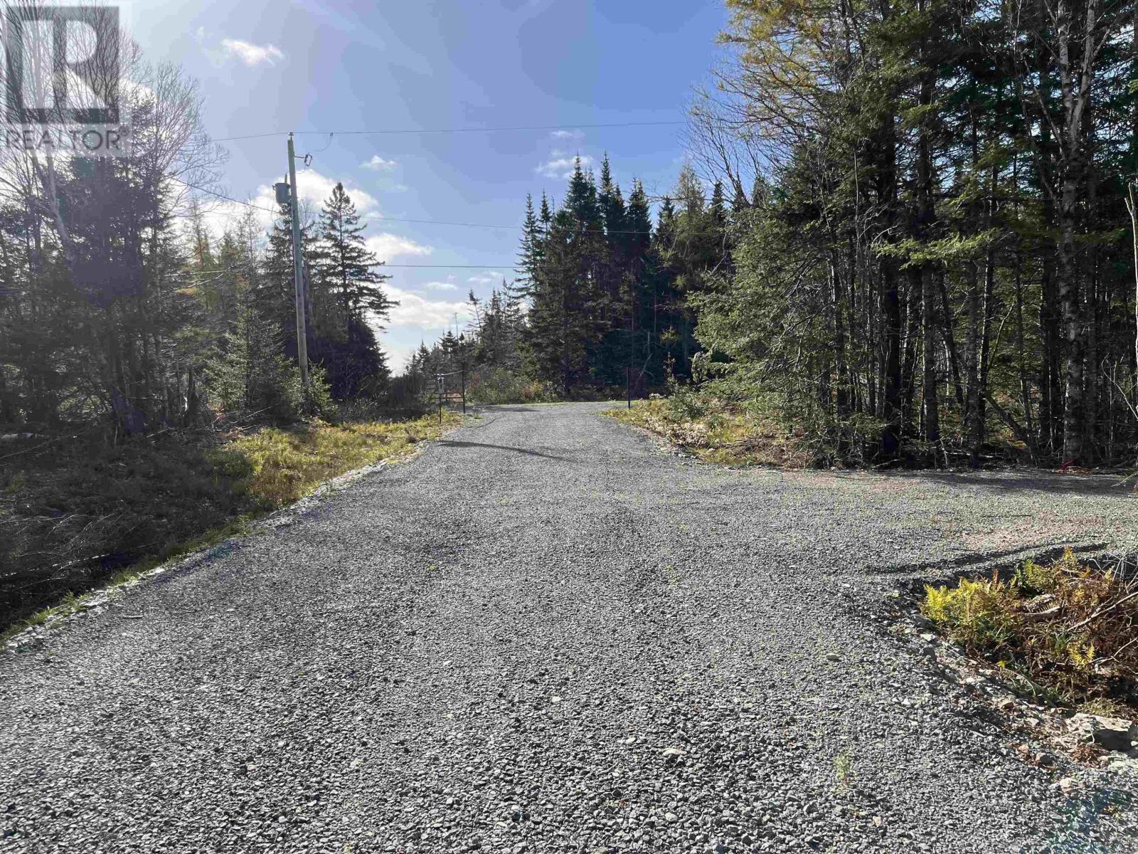 325 Lakefront Drive, Loch Lomond, Nova Scotia  B0E 0A4 - Photo 21 - 202509111