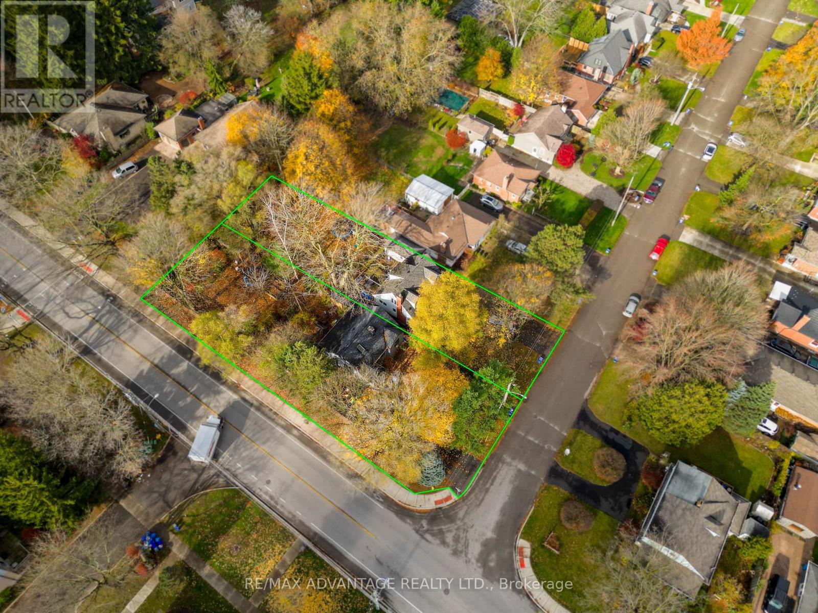 Property at 419 BYRON BOULEVARD image 1